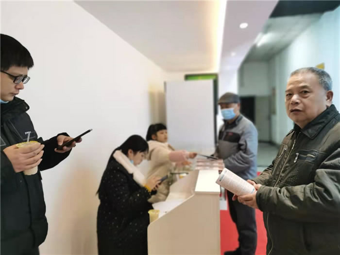 四川中青旅綿陽分社、綿陽市中旅假日旅行社、綿陽自來文化傳播有限公司24H自助售貨服務盛大開業(yè)