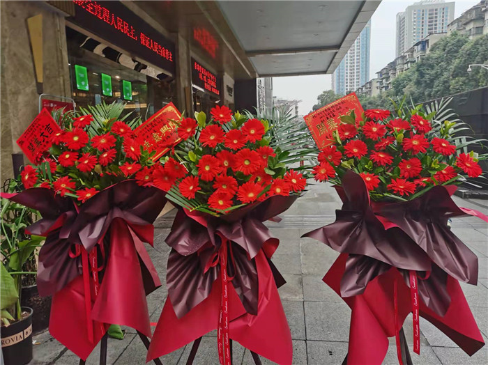 四川中青旅綿陽分社、綿陽市中旅假日旅行社、綿陽自來文化傳播有限公司24H自助售貨服務盛大開業(yè)